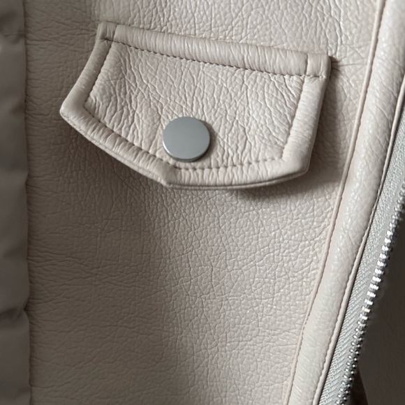 NWOT | Oversized Beige Women’s Vest | US L - XL - Picture 4 of 8